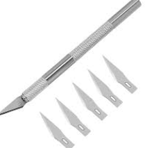 سلاح قطر حديد مع شفرات حادة ومقبض من الألومنيوم